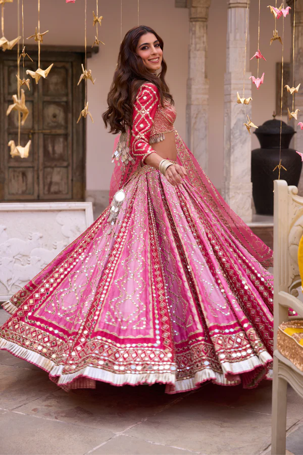 girl in pink lehnga